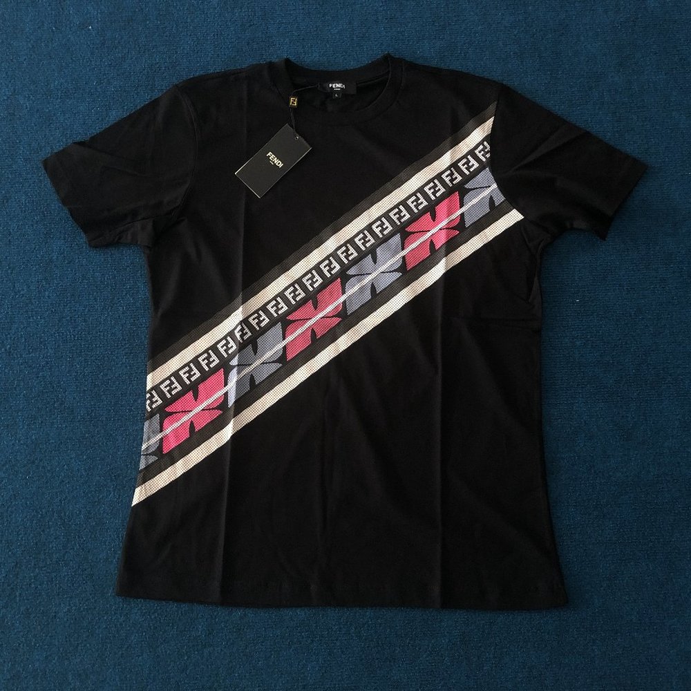 Fendi Men Black Short Sleeve T-Shirt "L"